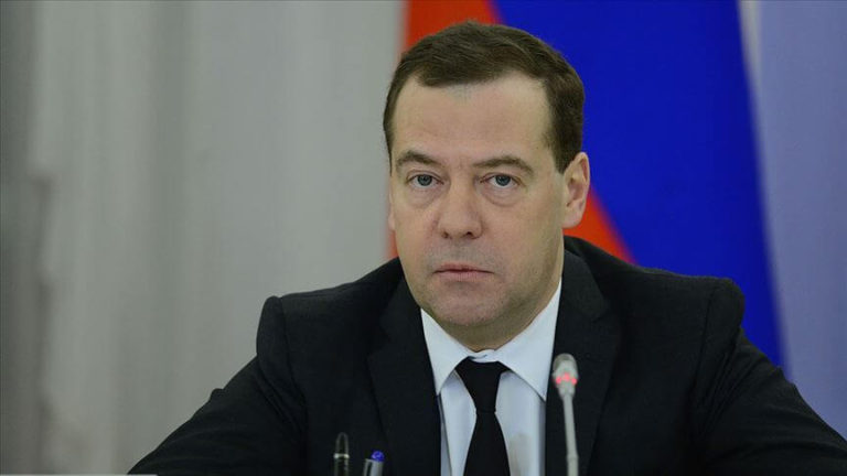 Medvedev: Karabağ konusunda Türkiye masada olmadı