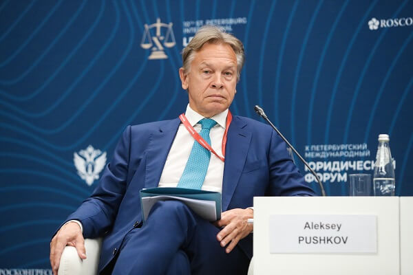 Pushkov’dan Fransız lider Macron’a sert tepki